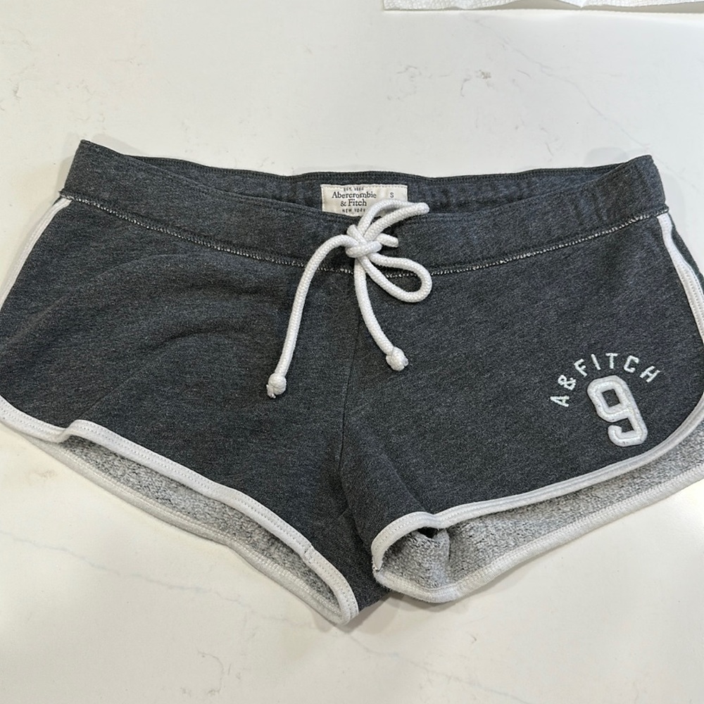 Abercrombie & Fitch training shorts